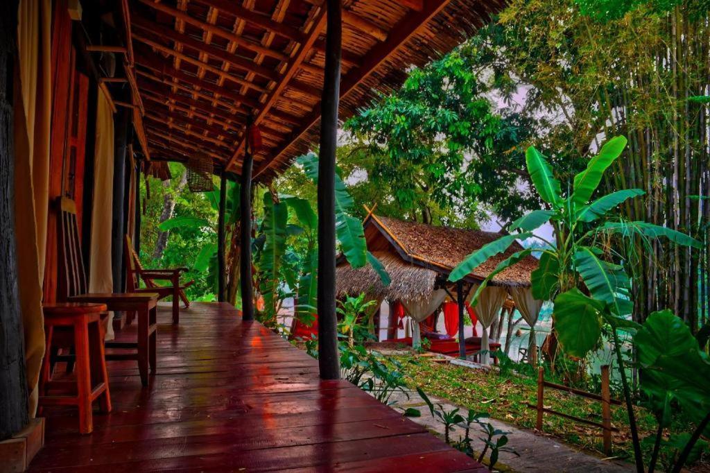 Sa Sa Lao Hotel Луанг Прабанг Екстериор снимка