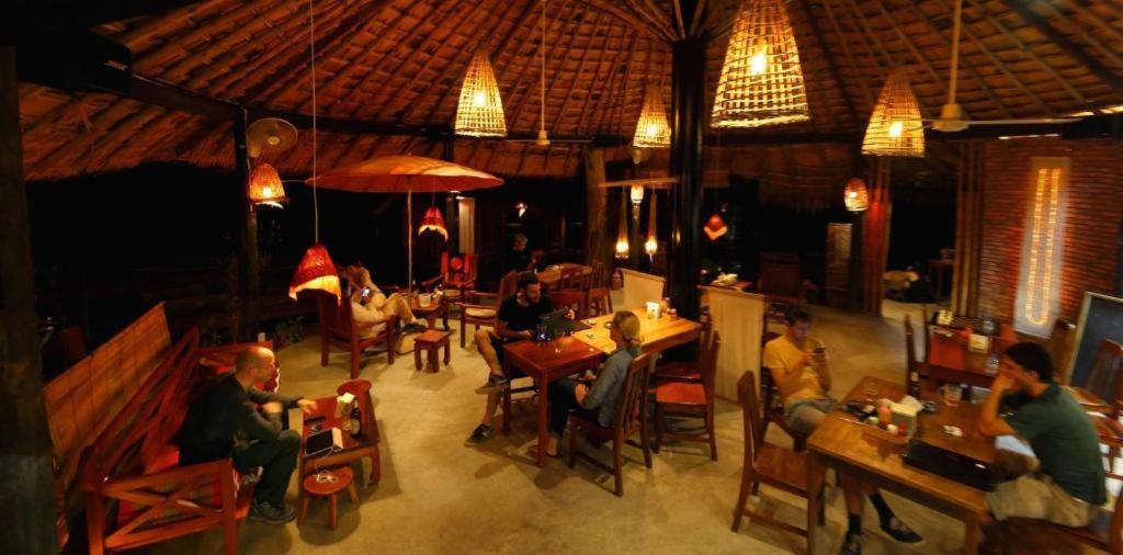 Sa Sa Lao Hotel Луанг Прабанг Екстериор снимка